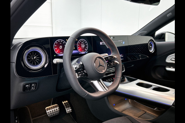 Mercedes-Benz CLA-Klasse 250+ Launch Edition 85 kWh | Trekhaak | Warmtepomp | Multibeam LED | Panoramadak | Nightpakket | Smartphone integratie | Memorypakket | Adaptieve Cruisecontrol | 19 inch AMG velgen |