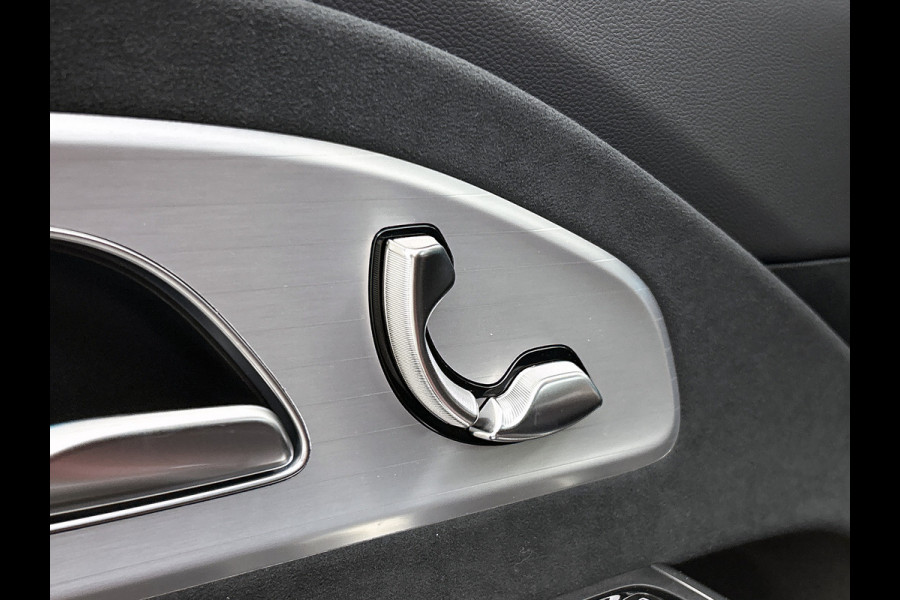 Mercedes-Benz CLA-Klasse 250+ Launch Edition 85 kWh | Trekhaak | Warmtepomp | Multibeam LED | Panoramadak | Nightpakket | Smartphone integratie | Memorypakket | Adaptieve Cruisecontrol | 19 inch AMG velgen |