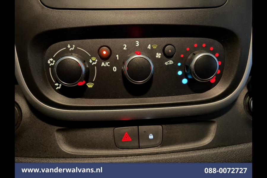 Renault Trafic 2.0 dCi 120pk L1H1 Euro6 Airco | 2x zijdeur | Navigatie | LED | Trekhaak | Cruisecontrol Parkeersensoren, Bijrijdersbank
