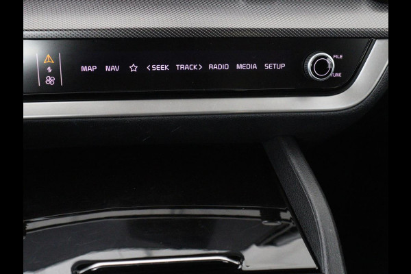 Kia Sportage 1.6 T-GDi Hybrid DynamicLine | Trekhaak | Adaptive cruise | Camera | Carplay | Navigatie | Digital Cockpit | Full LED