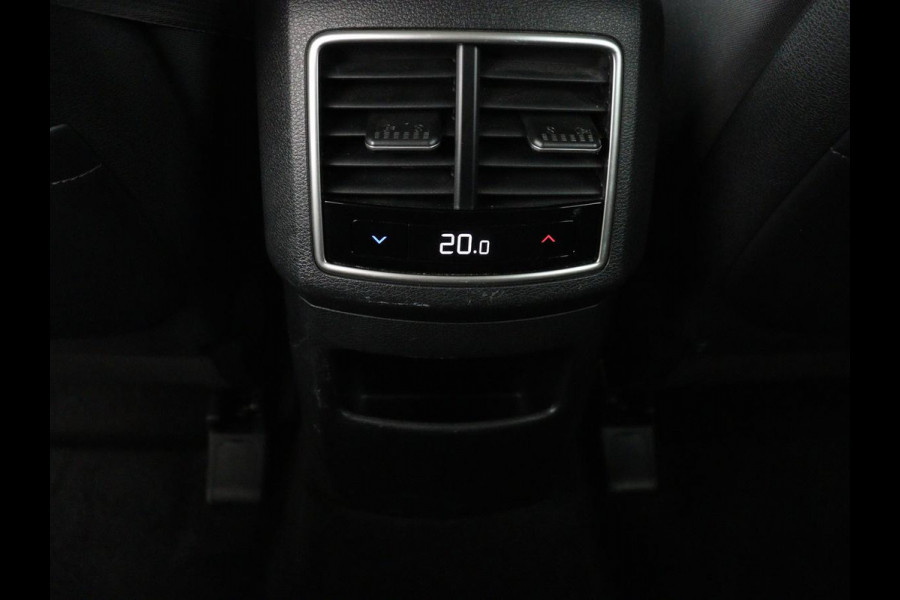 Kia Sportage 1.6 T-GDi Hybrid DynamicLine | Trekhaak | Adaptive cruise | Camera | Carplay | Navigatie | Digital Cockpit | Full LED