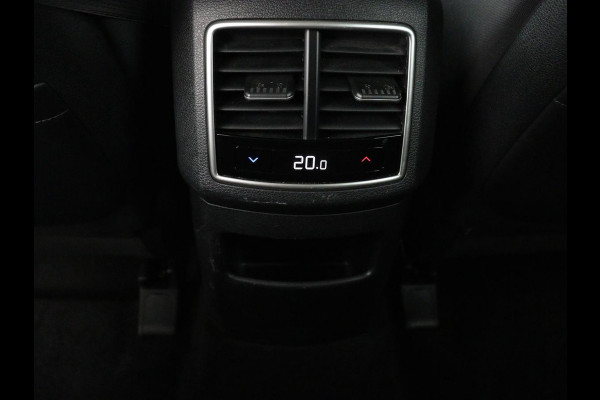 Kia Sportage 1.6 T-GDi Hybrid DynamicLine | Trekhaak | Adaptive cruise | Camera | Carplay | Navigatie | Digital Cockpit | Full LED