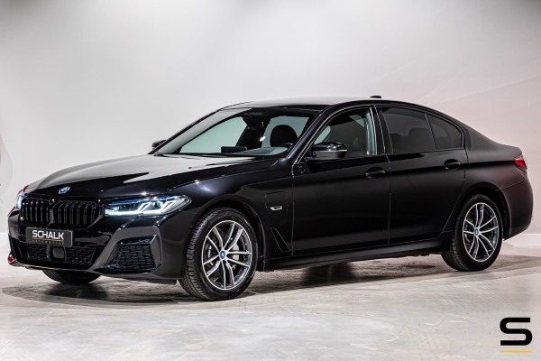BMW 5 Serie 530e xDrive High Executive|M-sport|Leder|HUD|Cam