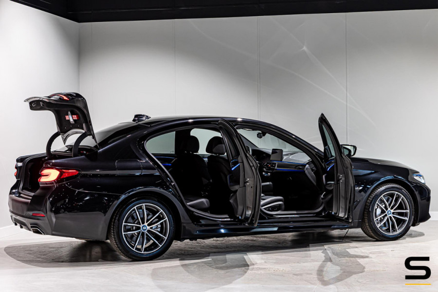 BMW 5 Serie 530e xDrive High Executive|M-sport|Leder|HUD|Cam