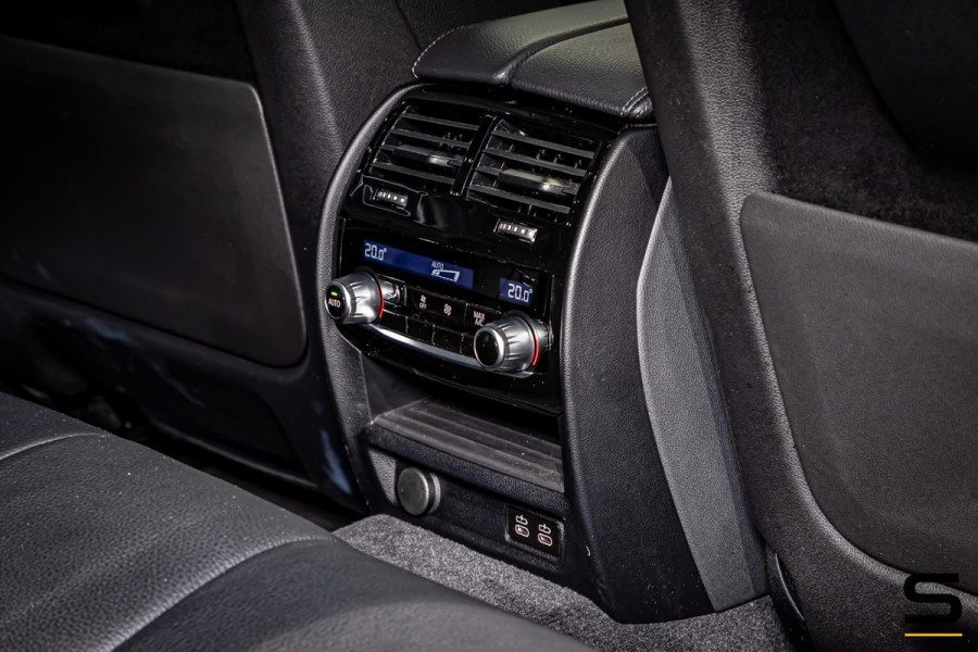 BMW 5 Serie 530e xDrive High Executive|M-sport|Leder|HUD|Cam