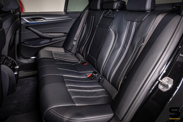 BMW 5 Serie 530e xDrive High Executive|M-sport|Leder|HUD|Cam