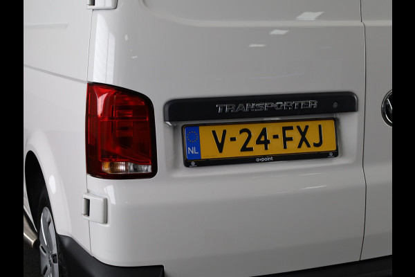 Volkswagen Transporter 2.0 TDI L2H1 28 Comfortline 110 pk | Verlengde garantie | Navigatie via App | Parkeersensoren achter | Cruise control |
