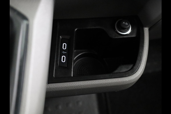 Volkswagen Transporter 2.0 TDI L2H1 28 Comfortline 110 pk | Verlengde garantie | Navigatie via App | Parkeersensoren achter | Cruise control |
