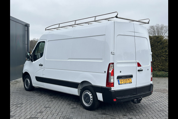 Renault Master T35 2.3 dCi / L2H2 / 1e EIG. / TREKHAAK / IMPERIAAL / 71.470 KM !! / AIRCO / CRUISE / BLUETOOTH / 6-BAK