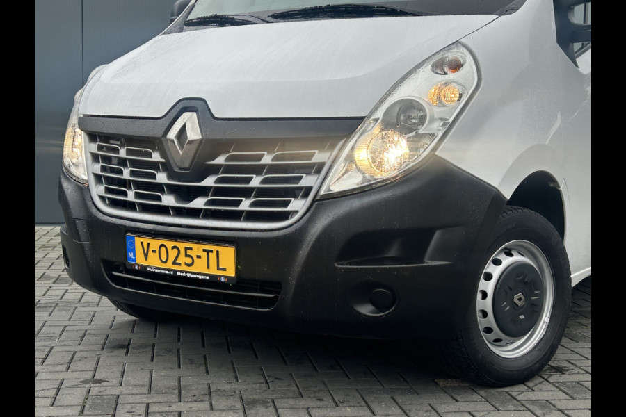 Renault Master T35 2.3 dCi / L2H2 / 1e EIG. / TREKHAAK / IMPERIAAL / 71.470 KM !! / AIRCO / CRUISE / BLUETOOTH / 6-BAK