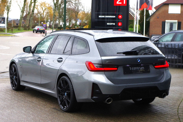 BMW 3 Serie Touring 330e 293 PK xDrive M Sport PHEV, Panoramadak, Adap. Cruise Control, Memory, Head-Up