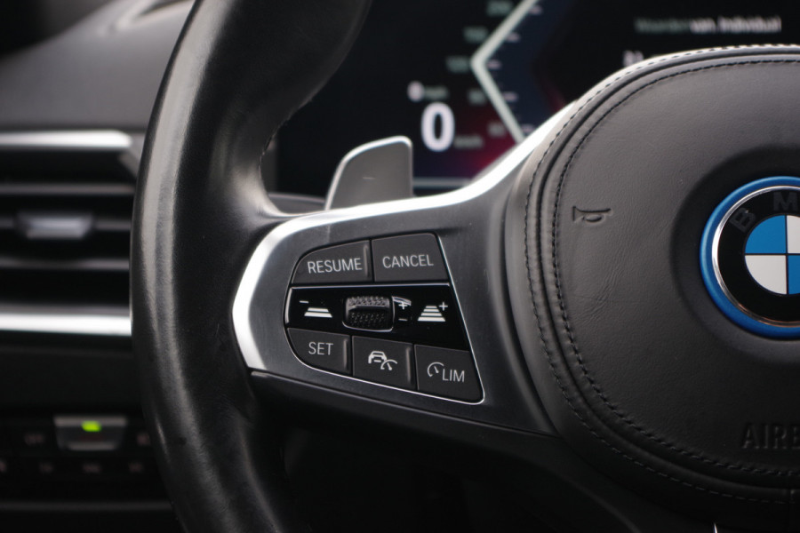 BMW 3 Serie Touring 330e 293 PK xDrive M Sport PHEV, Panoramadak, Adap. Cruise Control, Memory, Head-Up