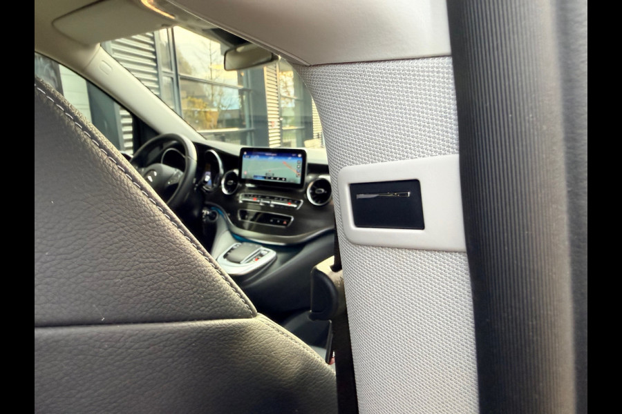 Mercedes-Benz Eqv 300 90kWh SoH 95 % L3 Extra Lang - TAXI Pakket - 8 Zits - Leder - elc. Schuif