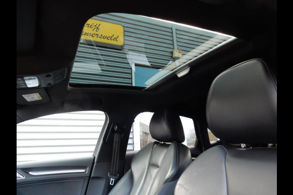 Audi A3 Limousine 30 TFSI S-LINE*LEDER*VIRTUAL*PANO*XENON*