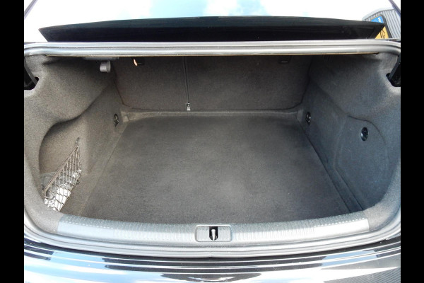 Audi A3 Limousine 30 TFSI S-LINE*LEDER*VIRTUAL*PANO*XENON*