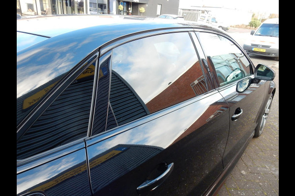 Audi A3 Limousine 30 TFSI S-LINE*LEDER*VIRTUAL*PANO*XENON*