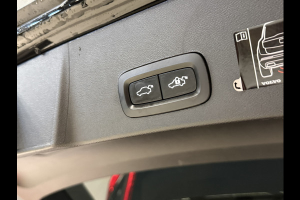Volvo XC40 Recharge Pro | 1e Eigenaar | Panoramadak | Stoel/Stuurverw. | Keyless