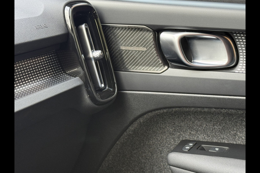 Volvo XC40 Recharge Pro | 1e Eigenaar | Panoramadak | Stoel/Stuurverw. | Keyless