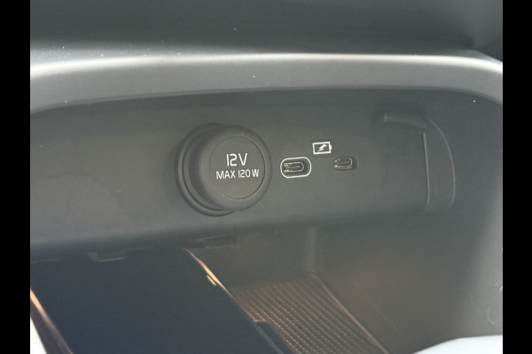Volvo XC40 Recharge Pro | 1e Eigenaar | Panoramadak | Stoel/Stuurverw. | Keyless