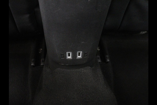 Opel CORSA-E Elegance 50 kWh | SOH 90% | 3 Fase | Stoelverwarming | Camera | Matrix LED | Carplay | Keyless | Navigatie | Climate control | Parkeerhulp | Cruise control | Stuurverwarming