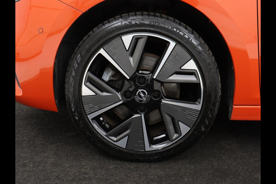 Opel CORSA-E Elegance 50 kWh | SOH 90% | 3 Fase | Stoelverwarming | Camera | Matrix LED | Carplay | Keyless | Navigatie | Climate control | Parkeerhulp | Cruise control | Stuurverwarming