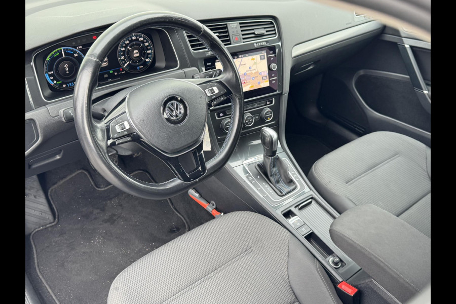 Volkswagen e-Golf E-DITION NL-AUTO | DIGI DASH | NAVI | CAMERA