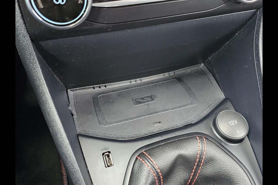 Ford Fiesta 1.0 EcoBoost Hybrid ST-Line X B&O geluid | Cruise control | Navigatie | Draadloos laden | Automatisch inparkeren etc.