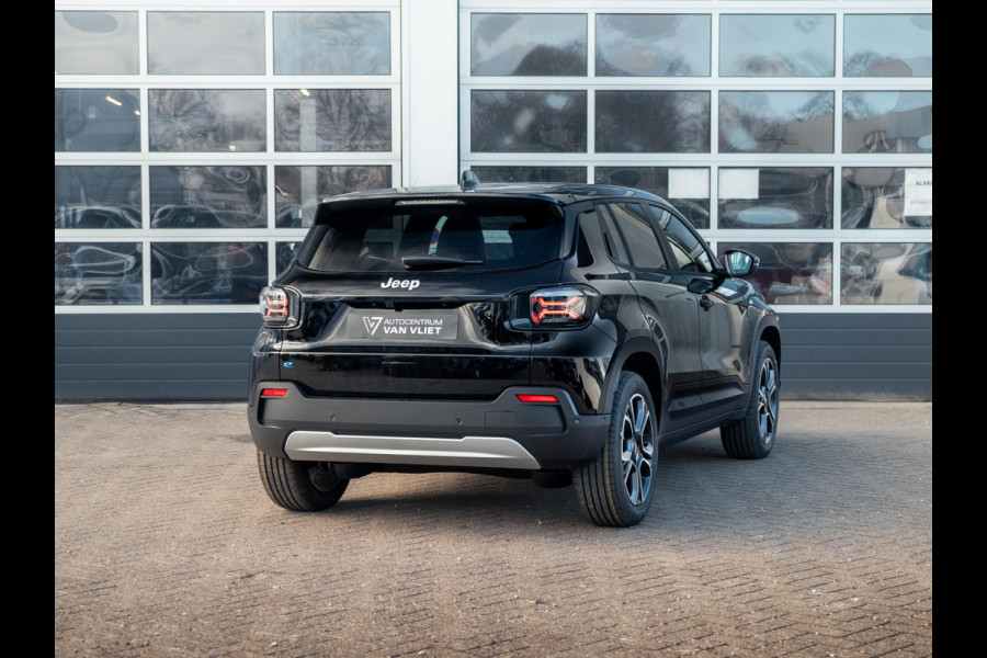 Jeep Avenger Summit 54 kWh | Uit voorraad leverbaar | Schuif/Kanteldak | Winter Pack | Infotainment&Convenience Pack | Warmtepomp