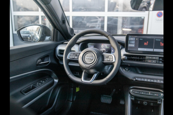 Jeep Avenger Summit 54 kWh | Uit voorraad leverbaar | Schuif/Kanteldak | Winter Pack | Infotainment&Convenience Pack | Warmtepomp