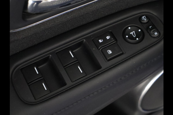 Honda HR-V 1.5 i-VTEC Elegance | 1e eigenaar | Navigatie | Stoelverwarming | Camera |