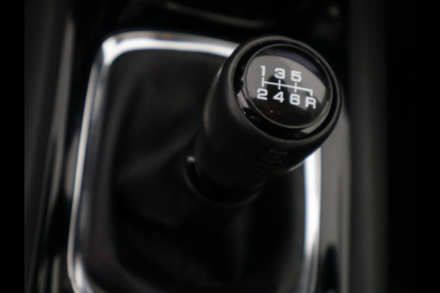 Honda HR-V 1.5 i-VTEC Elegance | 1e eigenaar | Navigatie | Stoelverwarming | Camera |