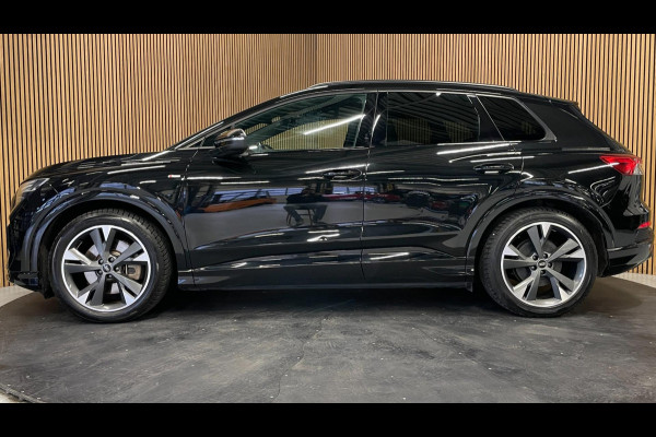 Audi Q4 e-tron 40 S Edition Competition 77 kWh|100%SOH|BLACK ED.|TREKH.|ACC|CARPLAY|CAMERA|STOELVERW.|NL-AUTO|NAP|1e EIG|INCL BTW|