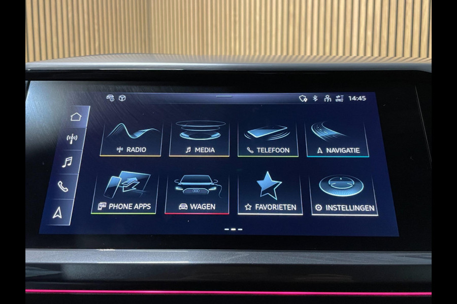 Audi Q4 e-tron 40 S Edition Competition 77 kWh|100%SOH|BLACK ED.|TREKH.|ACC|CARPLAY|CAMERA|STOELVERW.|NL-AUTO|NAP|1e EIG|INCL BTW|