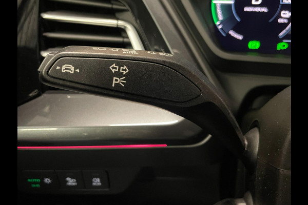 Audi Q4 e-tron 40 S Edition Competition 77 kWh|100%SOH|BLACK ED.|TREKH.|ACC|CARPLAY|CAMERA|STOELVERW.|NL-AUTO|NAP|1e EIG|INCL BTW|