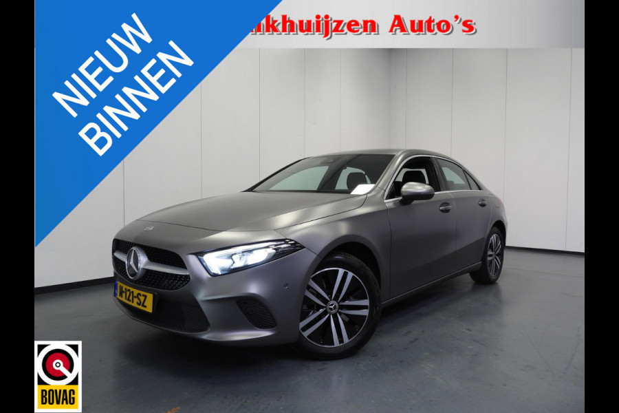 Mercedes-Benz A-Klasse A250e Luxury Limited LEER/CAMERA/SFEER/TREKH./17"LMV!
