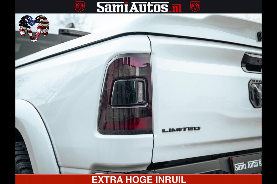 Dodge Ram 1500 Limited Night | 5.7 V8 Hemi Full Option | LPG | Comfortabele Dubbele Cabine met Royale 5 Zitplaatsen | De Meest Luxe en Volle Pick-Up in zijn Klasse | BPM vrij | Nu Leverbaar uit Voorraad | Voorraad Nr v45lp