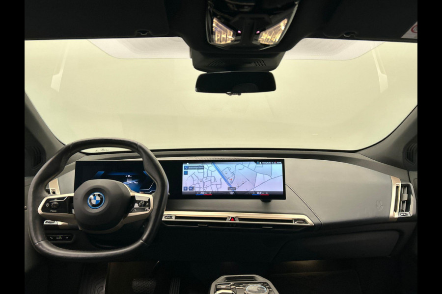 BMW iX XDrive40 High Executive 77 kWh | Origineel Nederlands | 1e Eigenaar Trekhaak Harman/kardon Head Up Panoramadak Memorie