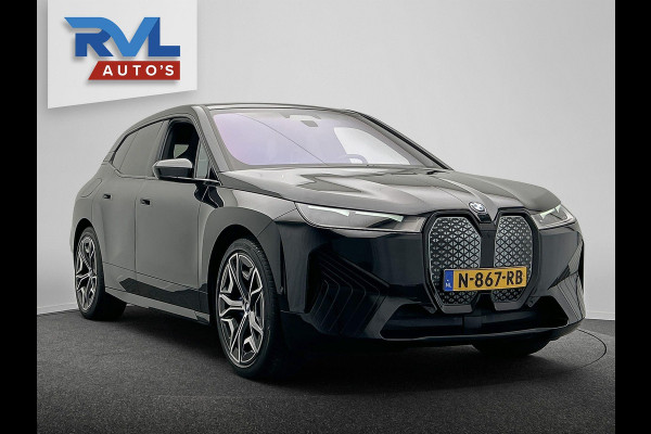 BMW iX XDrive40 High Executive 77 kWh | Origineel Nederlands | 1e Eigenaar Trekhaak Harman/kardon Head Up Panoramadak Memorie