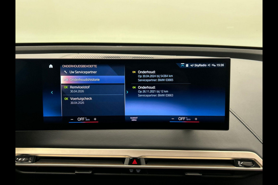 BMW iX XDrive40 High Executive 77 kWh | Origineel Nederlands | 1e Eigenaar Trekhaak Harman/kardon Head Up Panoramadak Memorie