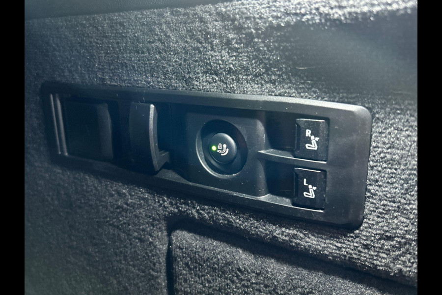 BMW iX XDrive40 High Executive 77 kWh | Origineel Nederlands | 1e Eigenaar Trekhaak Harman/kardon Head Up Panoramadak Memorie