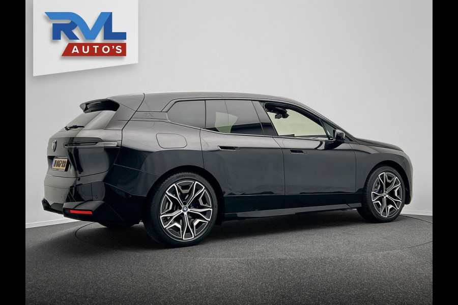 BMW iX XDrive40 High Executive 77 kWh | Origineel Nederlands | 1e Eigenaar Trekhaak Harman/kardon Head Up Panoramadak Memorie