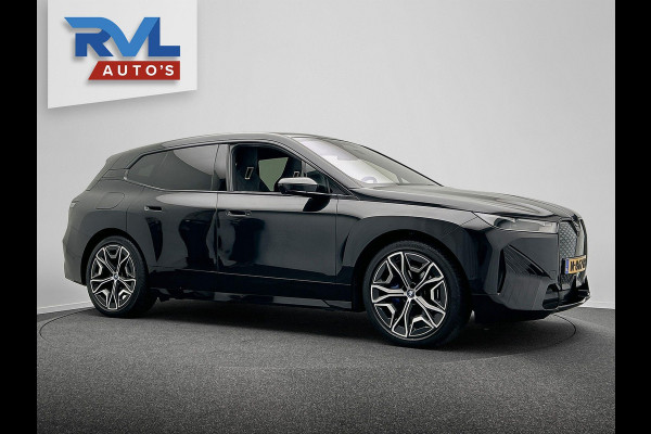 BMW iX XDrive40 High Executive 77 kWh | Origineel Nederlands | 1e Eigenaar Trekhaak Harman/kardon Head Up Panoramadak Memorie