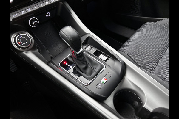 Alfa Romeo Tonale 1.5T 131PK Automaat Sprint / Pdc.V+A / Stoel+Stuur verwarming / Navigatie / Lmv / Adaptive Cruise / Carplay / Apk 10-2027