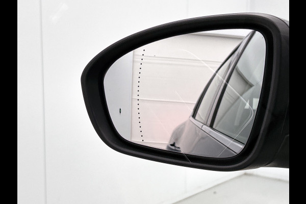 Renault Mégane Estate 1.3 TCe 141PK Automaat Zen / Trekhaak / Navigatie / Pdc.A / Airco-ecc./ Xenon