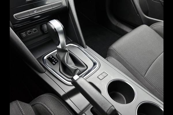 Renault Mégane Estate 1.3 TCe 141PK Automaat Zen / Trekhaak / Navigatie / Pdc.A / Airco-ecc./ Xenon