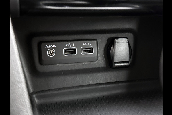 Renault Mégane Estate 1.3 TCe 141PK Automaat Zen / Trekhaak / Navigatie / Pdc.A / Airco-ecc./ Xenon