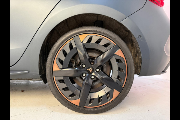 CUPRA Leon Sportstourer 1.4 e-Hybrid VZ Copper Edition, Pano, Full Options