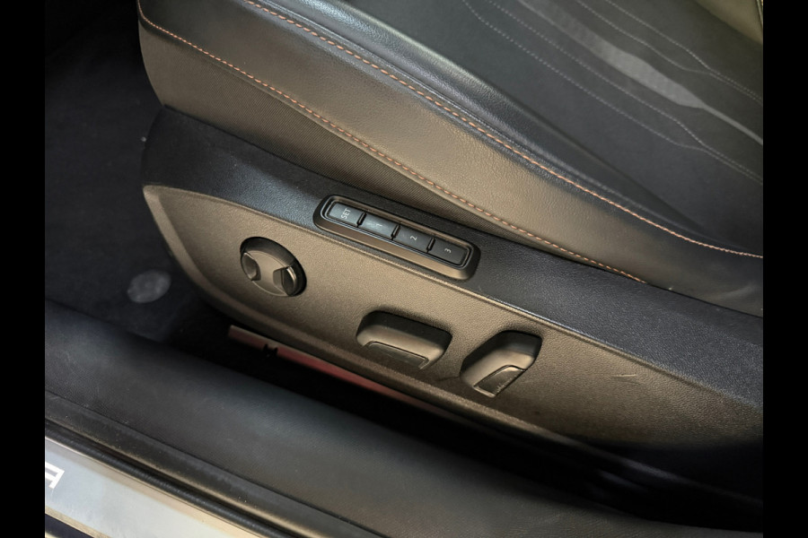 CUPRA Leon Sportstourer 1.4 e-Hybrid VZ Copper Edition, Pano, Full Options