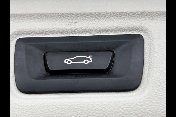 BMW 3 Serie Touring 330e High Executive(Dealer OnderH, Navi Pro, 360 Camera, SfeerV, PDC V+A, Adapt Cruise Con, Etc)