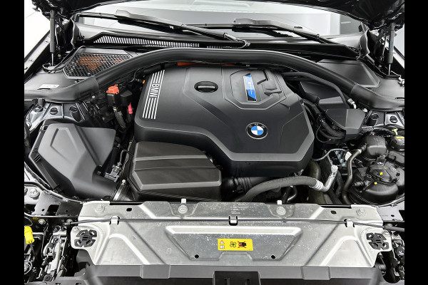 BMW 3 Serie Touring 330e High Executive(Dealer OnderH, Navi Pro, 360 Camera, SfeerV, PDC V+A, Adapt Cruise Con, Etc)